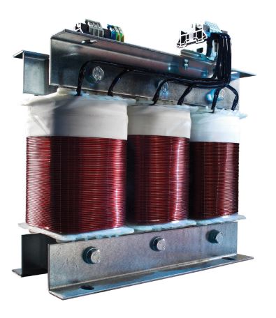 Tri-phase low frequency laminated transformers